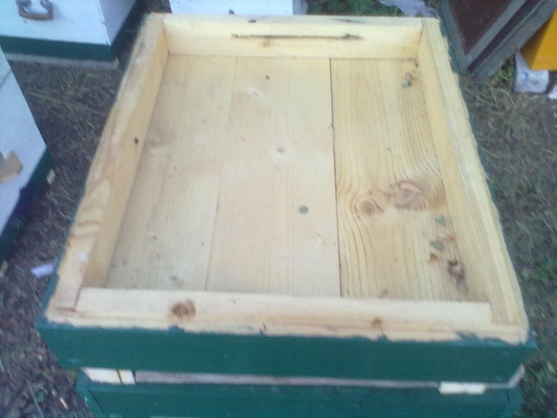 Дно ульев. Самодельные.